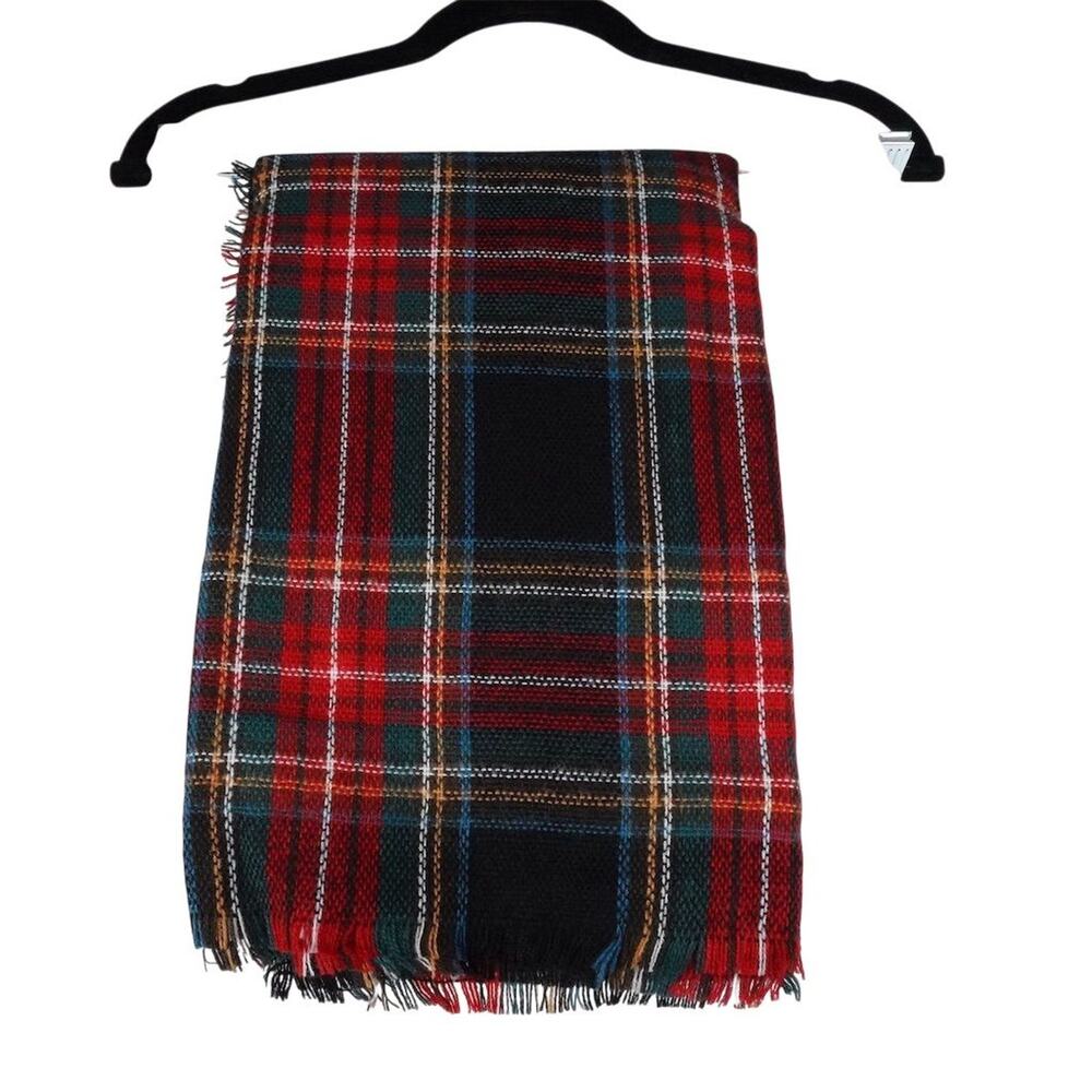 NWOT David and Young Unisex Acrylic Plaid Fringe Shawl Wrap Scarf 56 in square